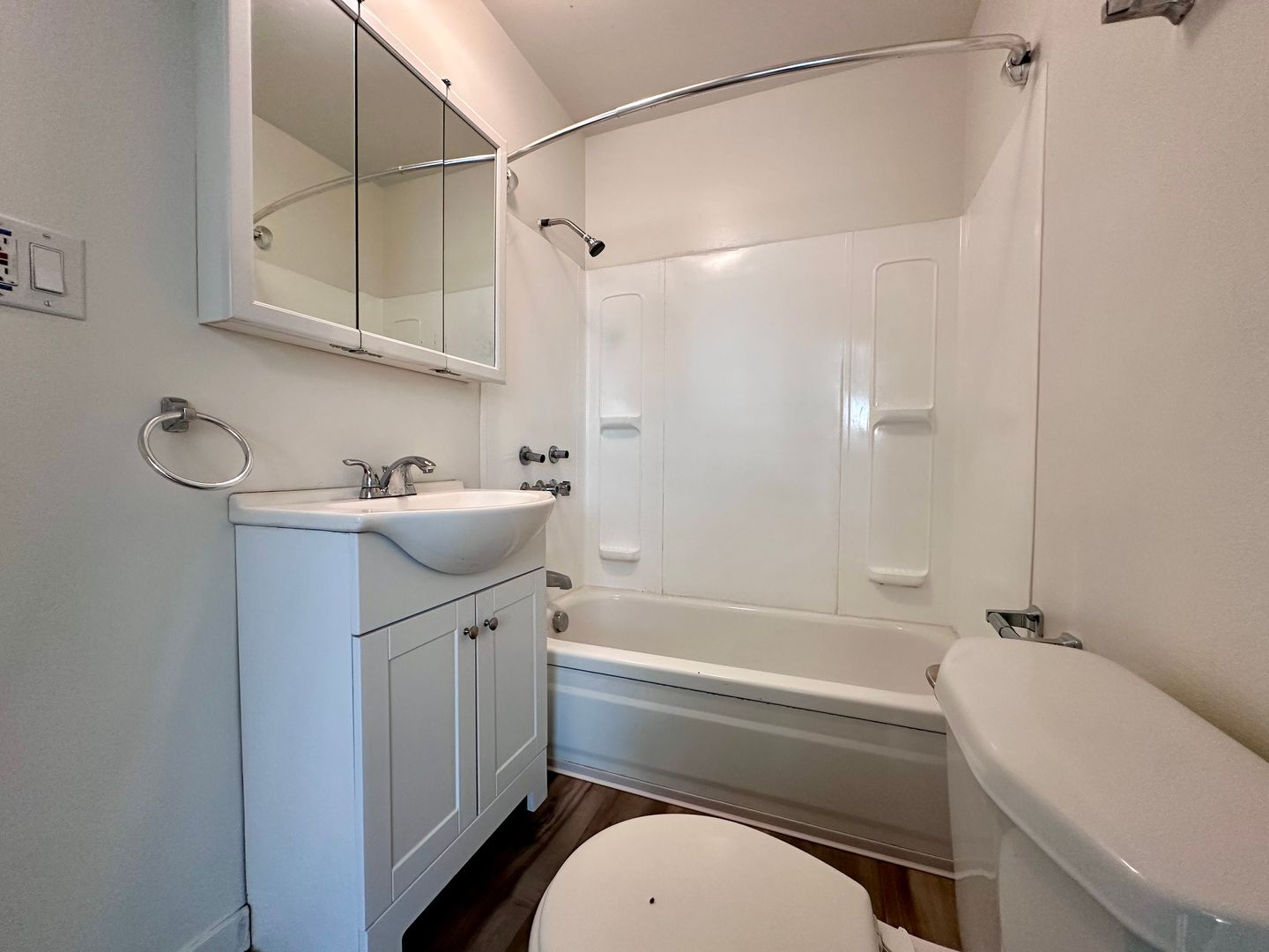 318 S. Whitaker Street - Portland - Oregon - 1 bed, 1 bath rental property