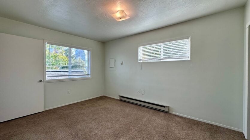 318 S. Whitaker Street - Portland - Oregon - 1 bed, 1 bath rental property