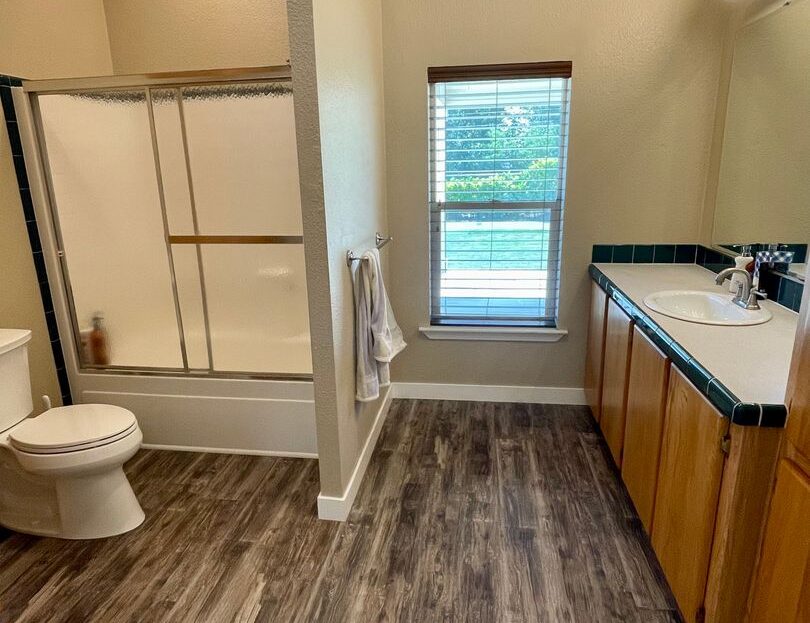 3204 Locust Ave. - Bellingham - Washington - 3 bed, 2 bath rental property