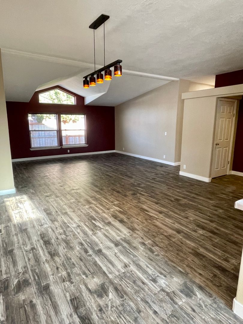 3204 Locust Ave. - Bellingham - Washington - 3 bed, 2 bath rental property