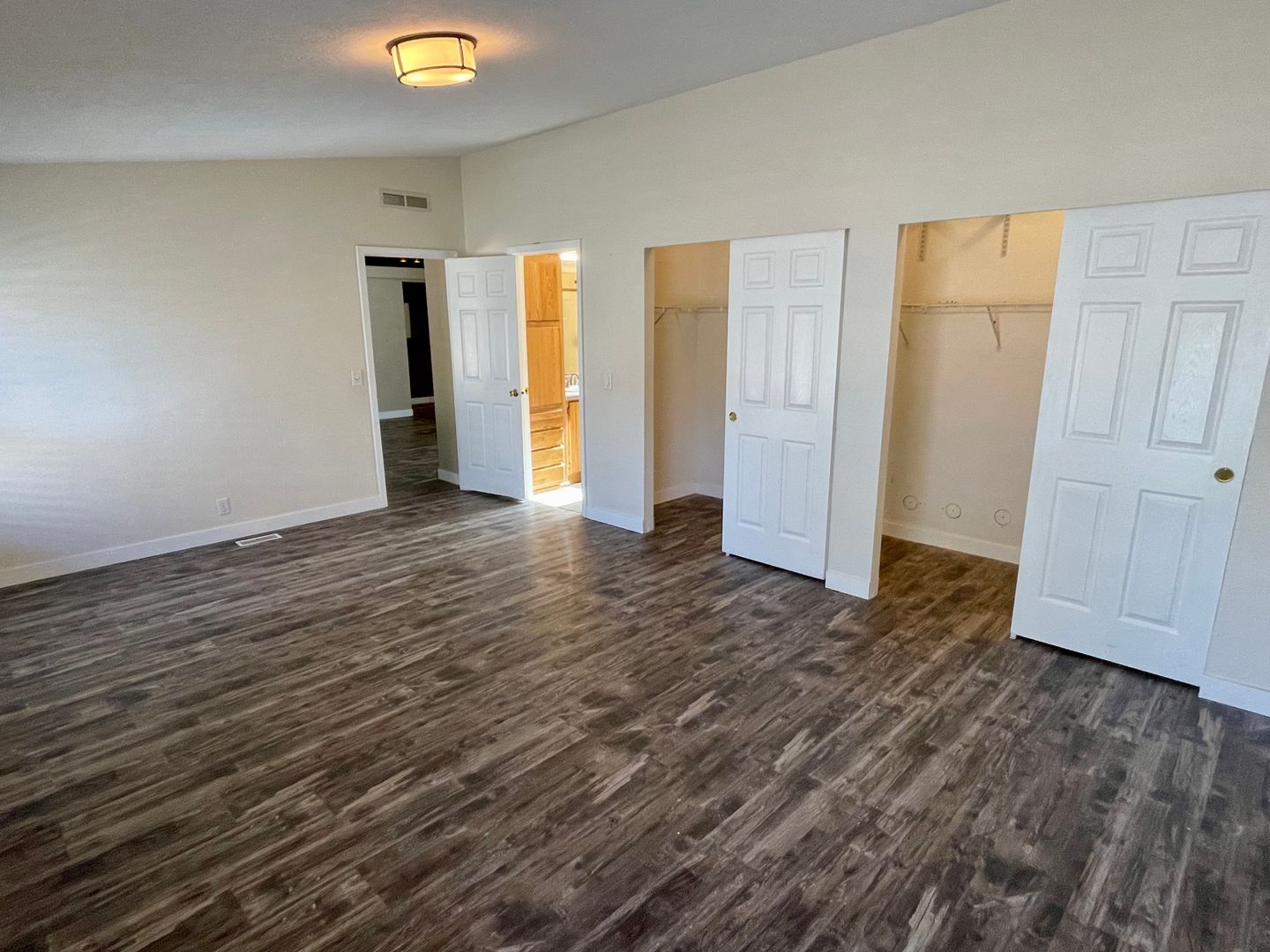 3204 Locust Ave. - Bellingham - Washington - 3 bed, 2 bath rental property