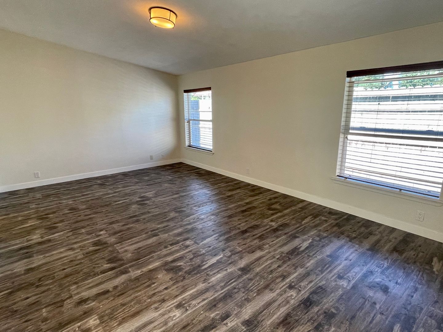 3204 Locust Ave. - Bellingham - Washington - 3 bed, 2 bath rental property