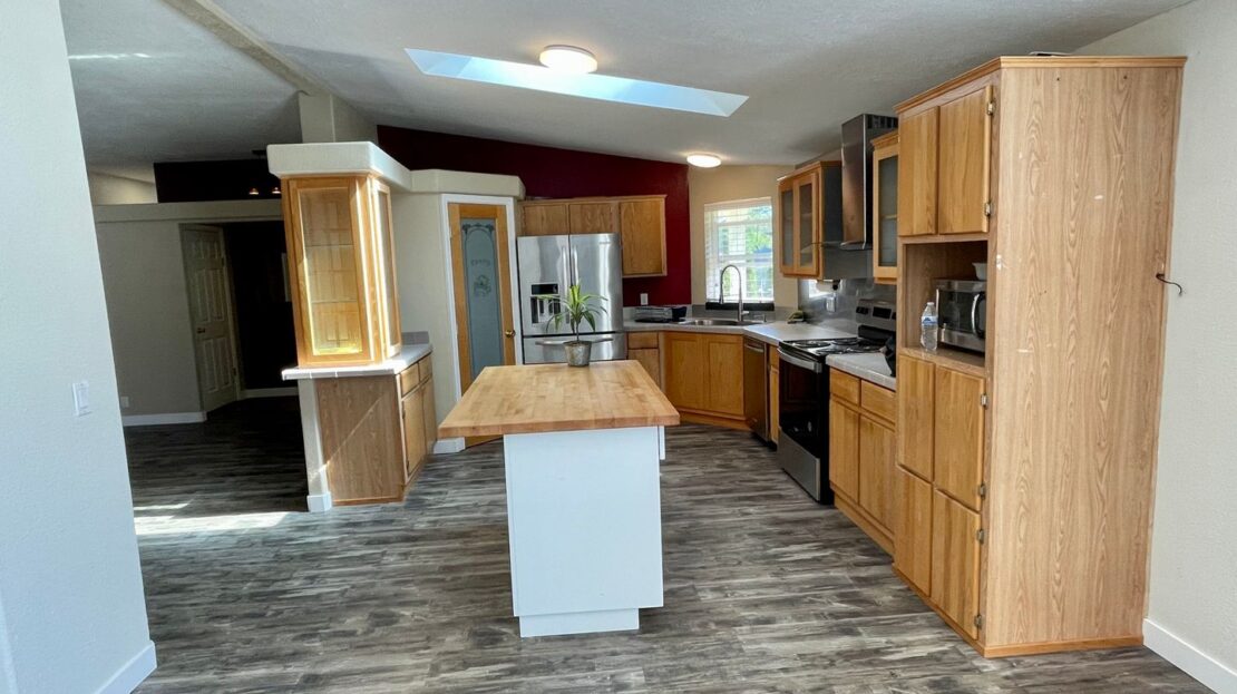 3204 Locust Ave. - Bellingham - Washington - 3 bed, 2 bath rental property