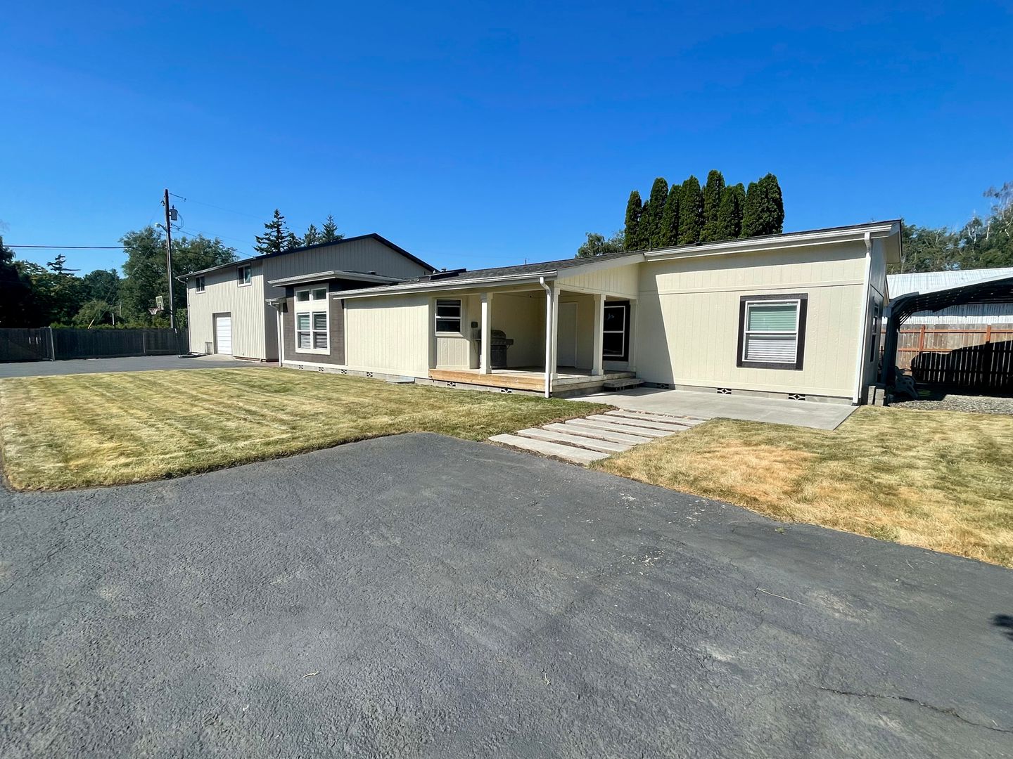 3204 Locust Ave. - Bellingham - Washington - 3 bed, 2 bath rental property