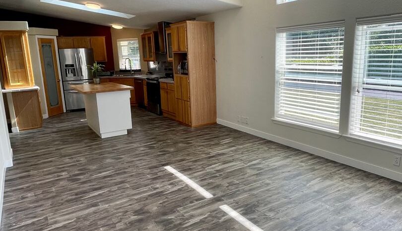 3204 Locust Ave. - Bellingham - Washington - 3 bed, 2 bath rental property