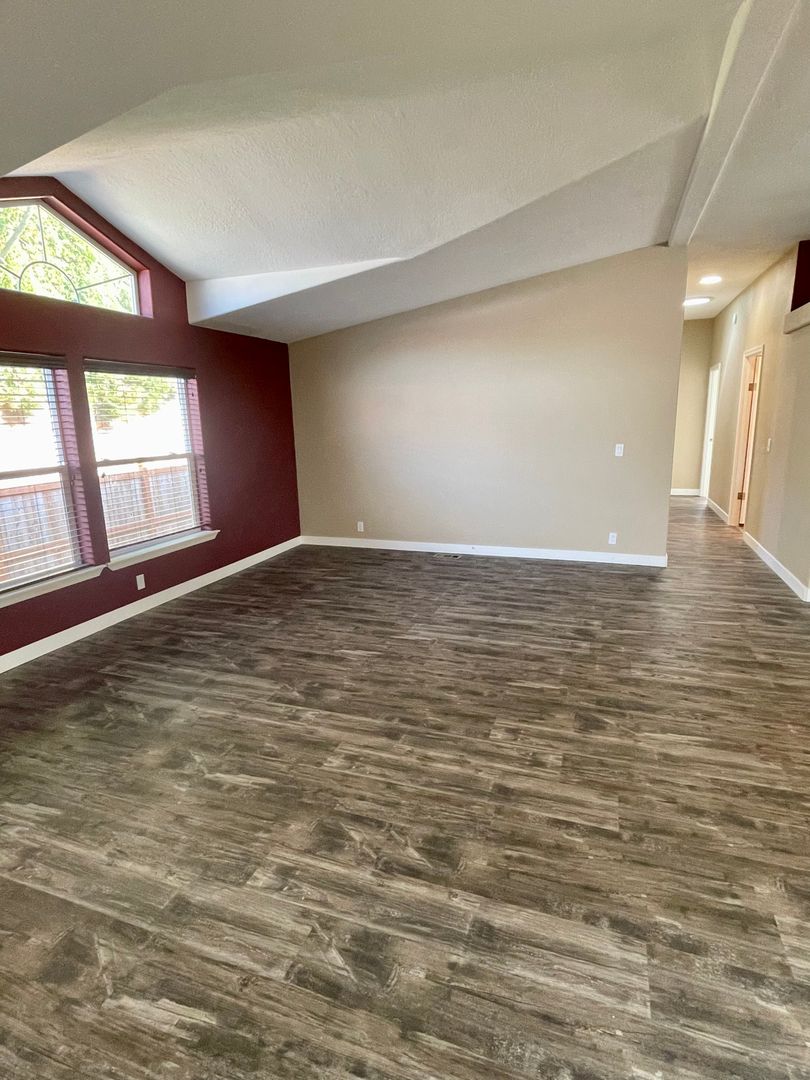 3204 Locust Ave. - Bellingham - Washington - 3 bed, 2 bath rental property