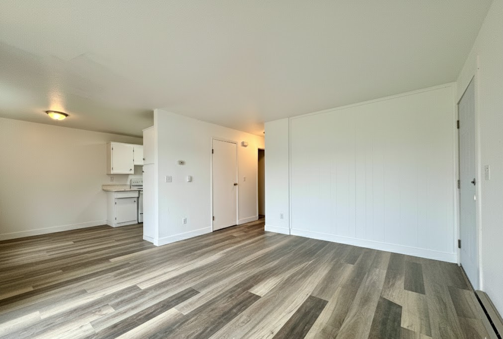 3227 14th Ave W - Seattle - Washington - 2 bed, 1 bath rental property