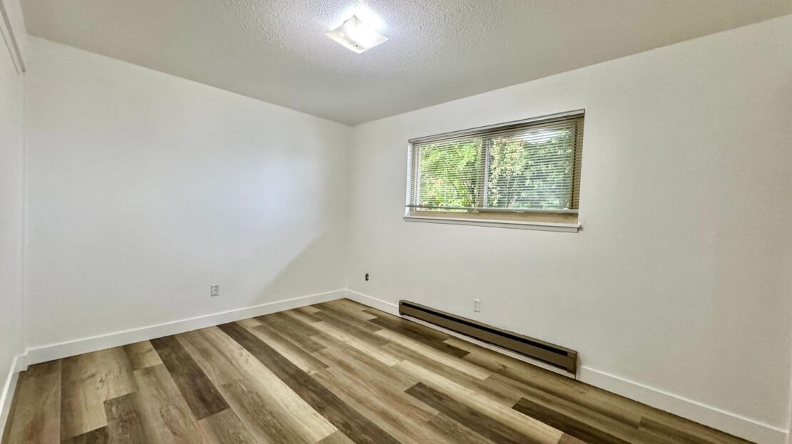 3227 14th Ave W - Seattle - Washington - 2 bed, 1 bath rental property