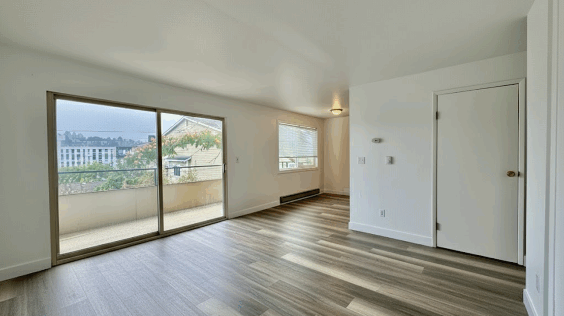 3227 14th Ave W - Seattle - Washington - 2 bed, 1 bath rental property