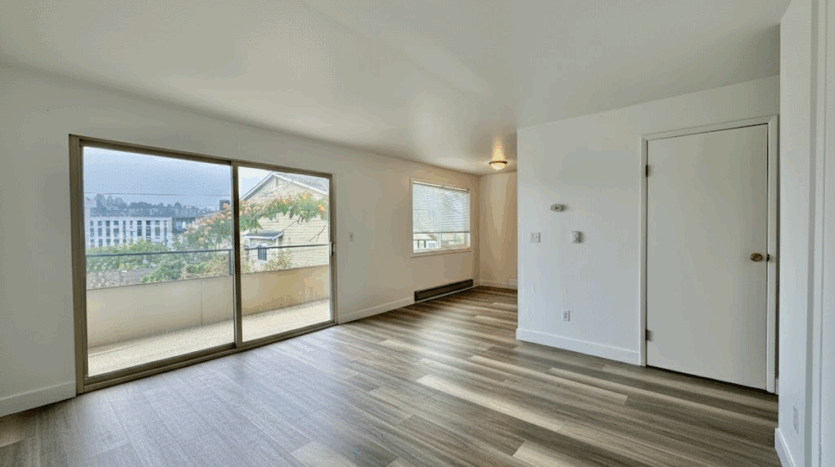 3227 14th Ave W - Seattle - Washington - 2 bed, 1 bath rental property