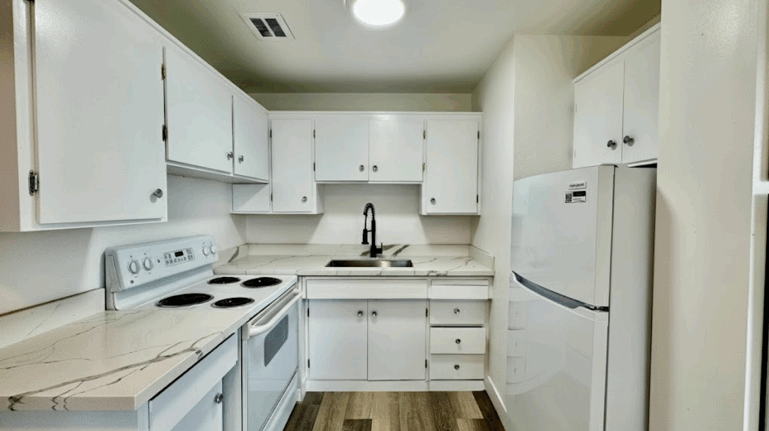 3227 14th Ave W - Seattle - Washington - 2 bed, 1 bath rental property