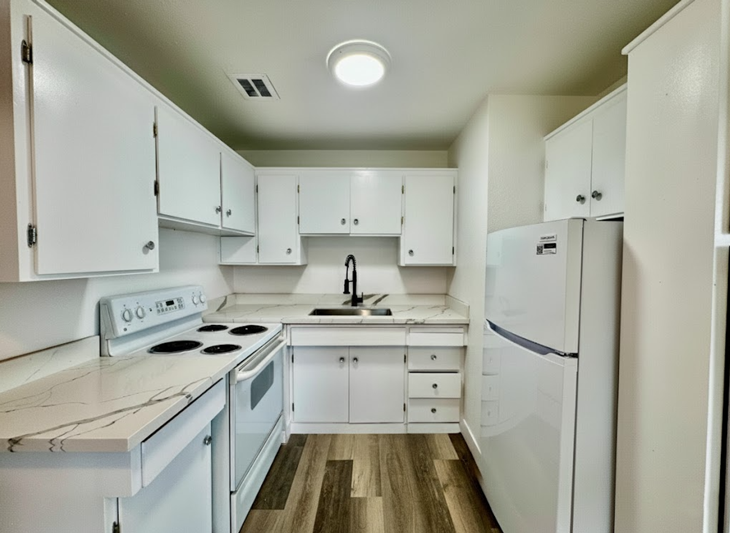 3227 14th Ave W - Seattle - Washington - 2 bed, 1 bath rental property