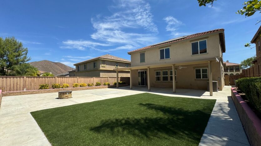 32341 Rock Rose Dr. - Lake Elsinore - California - 5 bed, 3 bath rental property