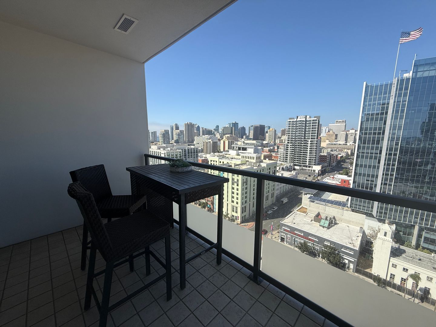 325 7th Ave #1701 - San Diego - California - 2 bed, 2 bath rental property