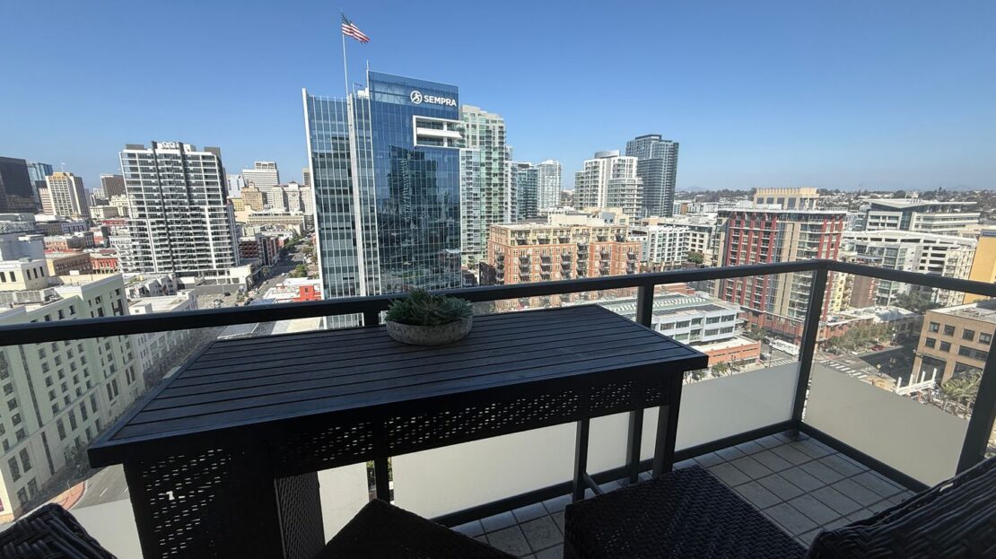 325 7th Ave #1701 - San Diego - California - 2 bed, 2 bath rental property