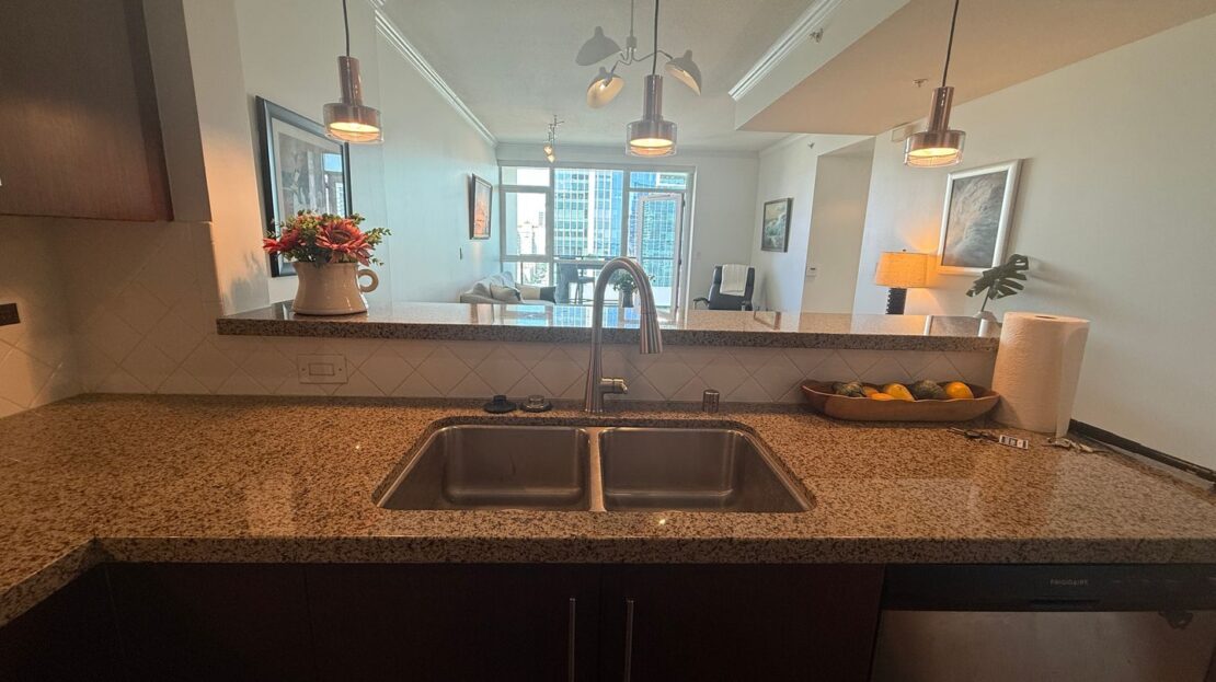 325 7th Ave #1701 - San Diego - California - 2 bed, 2 bath rental property