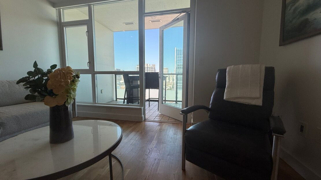 325 7th Ave #1701 - San Diego - California - 2 bed, 2 bath rental property
