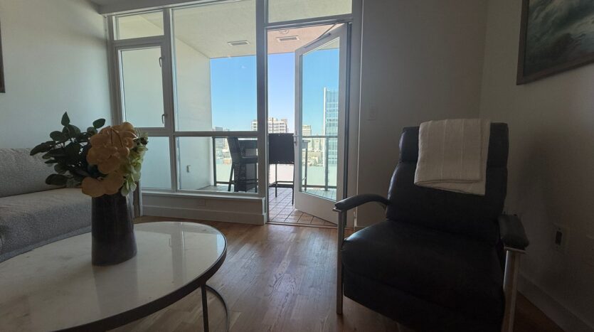 325 7th Ave #1701 - San Diego - California - 2 bed, 2 bath rental property