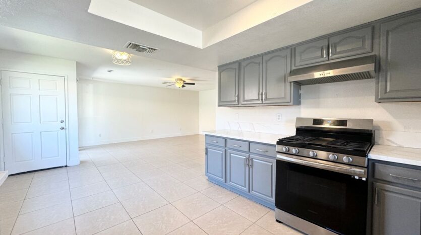 32881 Navajo Trl - 4 - Cathedral City - California - 3 bed, 2 bath rental property