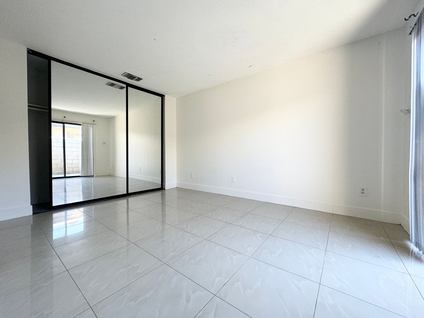 32881 Navajo Trl - 4 - Cathedral City - California - 3 bed, 2 bath rental property