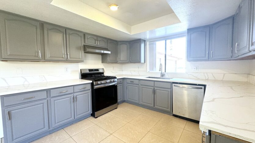 32881 Navajo Trl - 4 - Cathedral City - California - 3 bed, 2 bath rental property