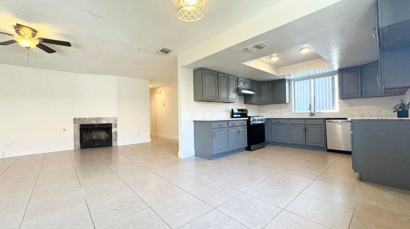 32881 Navajo Trl - 4 - Cathedral City - California - 3 bed, 2 bath rental property