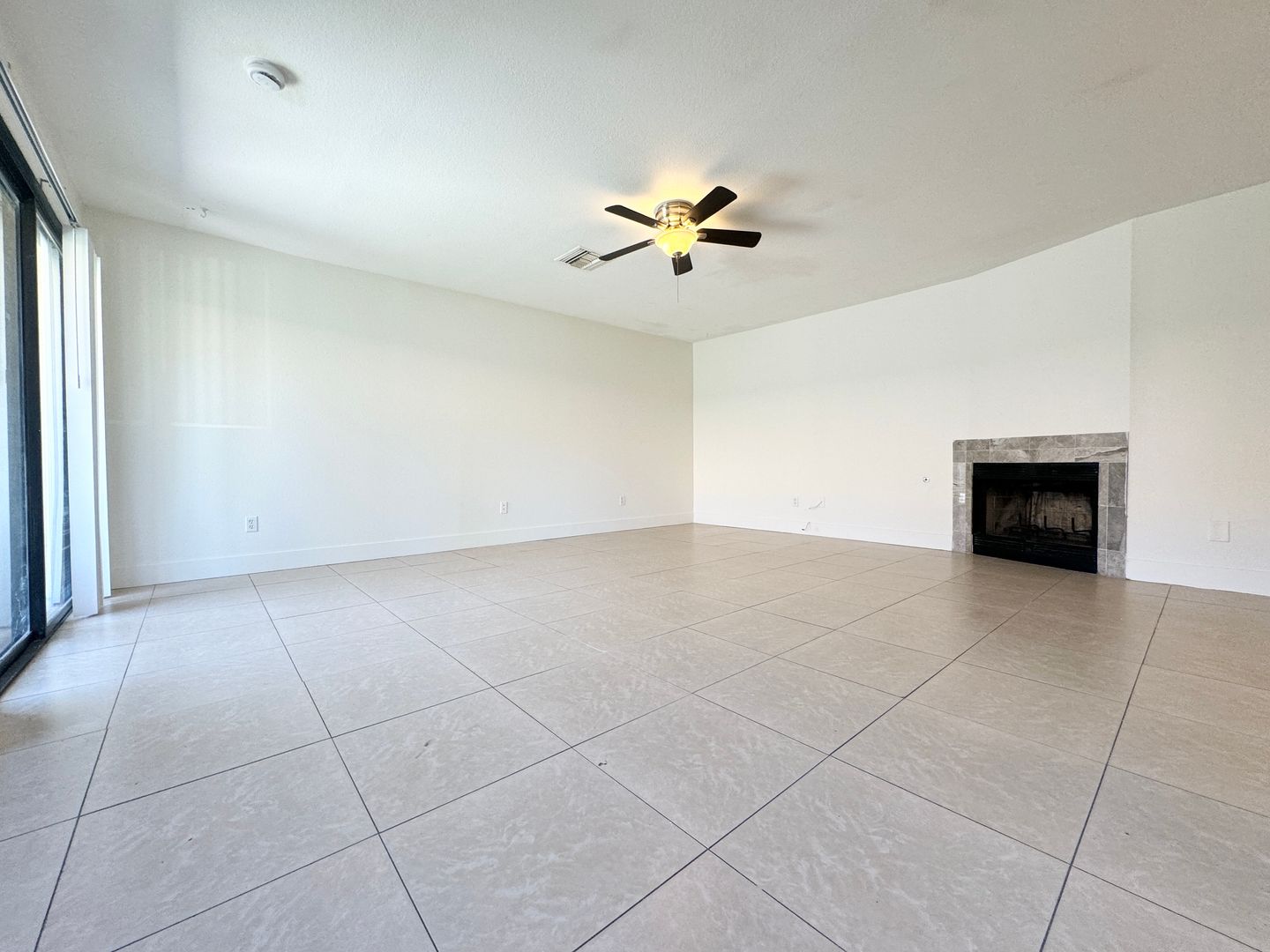 32881 Navajo Trl - 4 - Cathedral City - California - 3 bed, 2 bath rental property