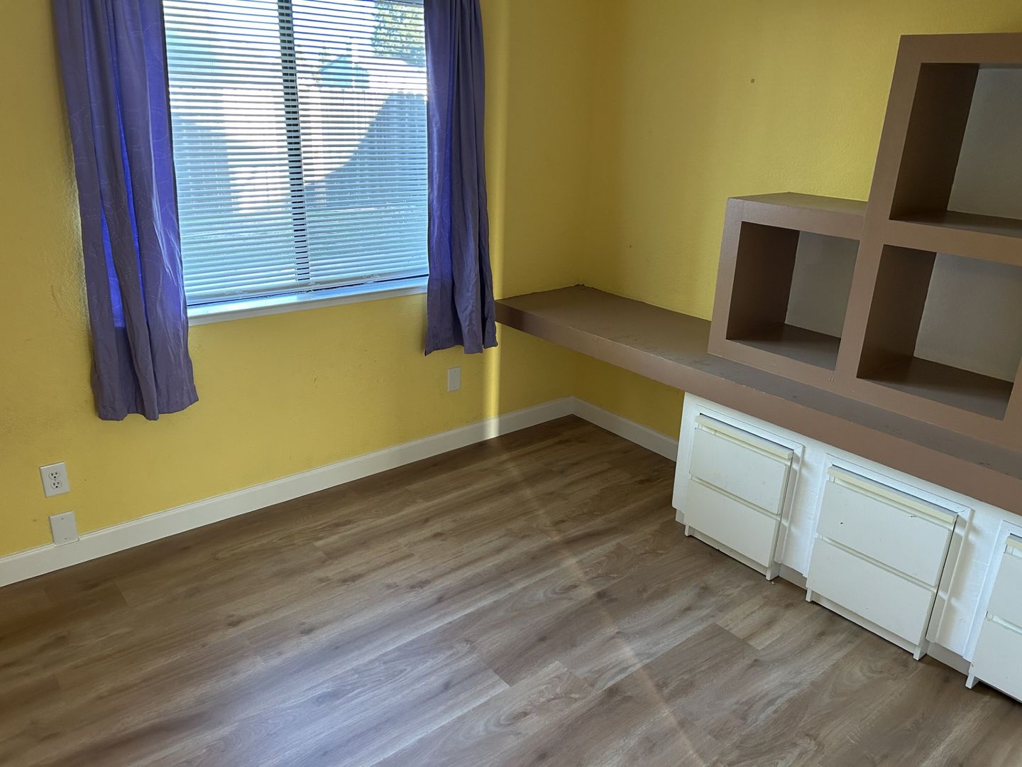 329 Marna Drive - Vacaville - California - 3 bed, 2 bath rental property