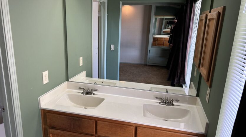 329 Marna Drive - Vacaville - California - 3 bed, 2 bath rental property