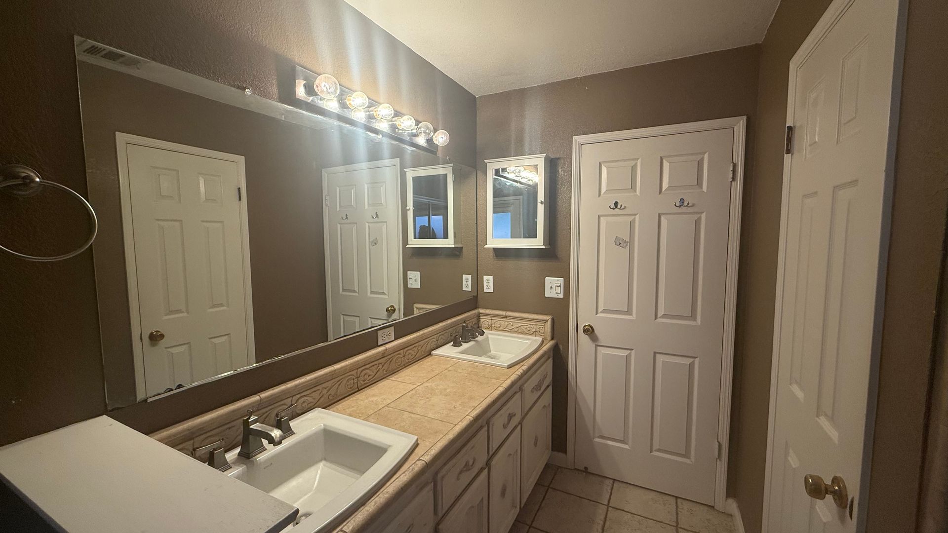 3299 W Stuart Avenue - Fresno - California - 3 bed, 2 bath rental property