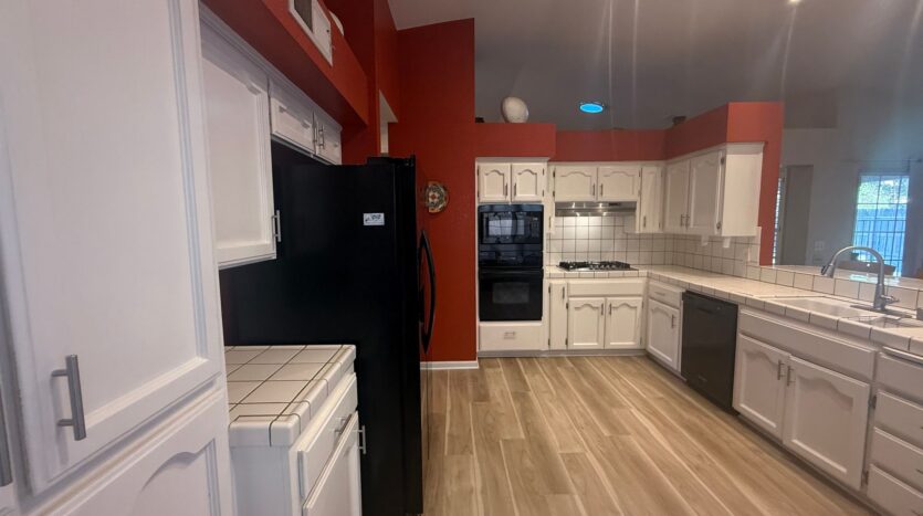 3299 W Stuart Avenue - Fresno - California - 3 bed, 2 bath rental property