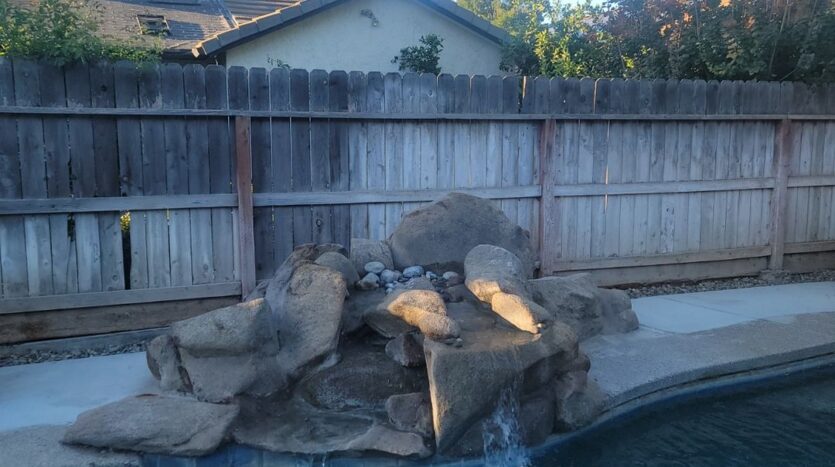 3299 W Stuart Avenue - Fresno - California - 3 bed, 2 bath rental property