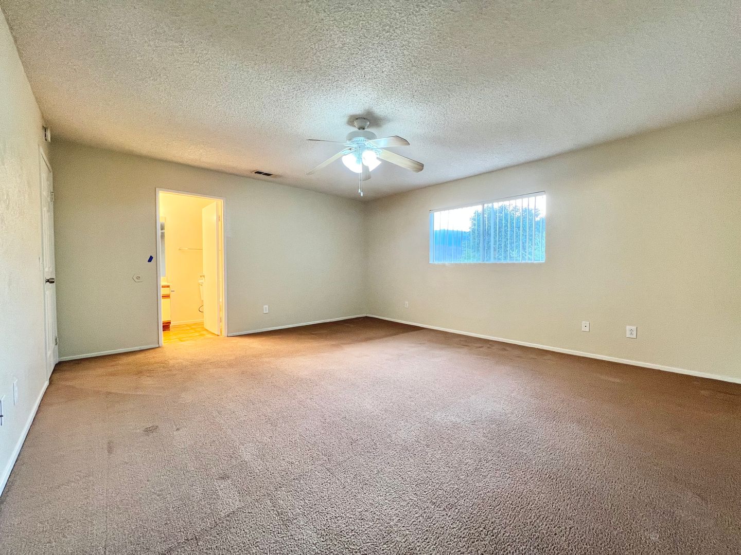 33450 Shifting Sands Trail - 04 - Cathedral City - California - 2 bed, 2 bath rental property