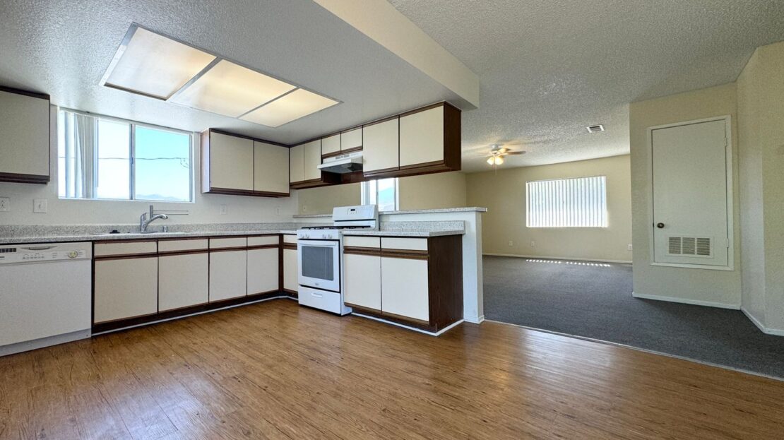 33450 Shifting Sands Trail - 04 - Cathedral City - California - 2 bed, 2 bath rental property