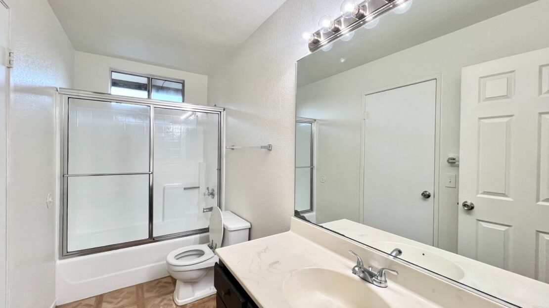 33450 Shifting Sands Trail - 04 - Cathedral City - California - 2 bed, 2 bath rental property