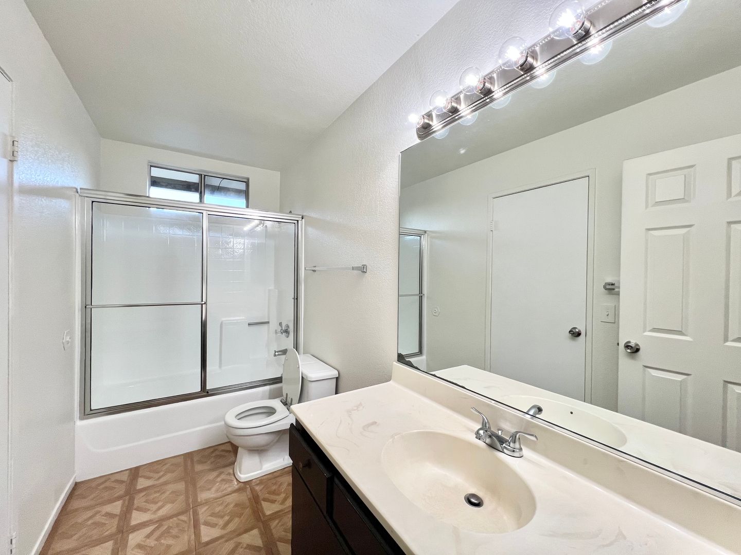 33450 Shifting Sands Trail - 04 - Cathedral City - California - 2 bed, 2 bath rental property