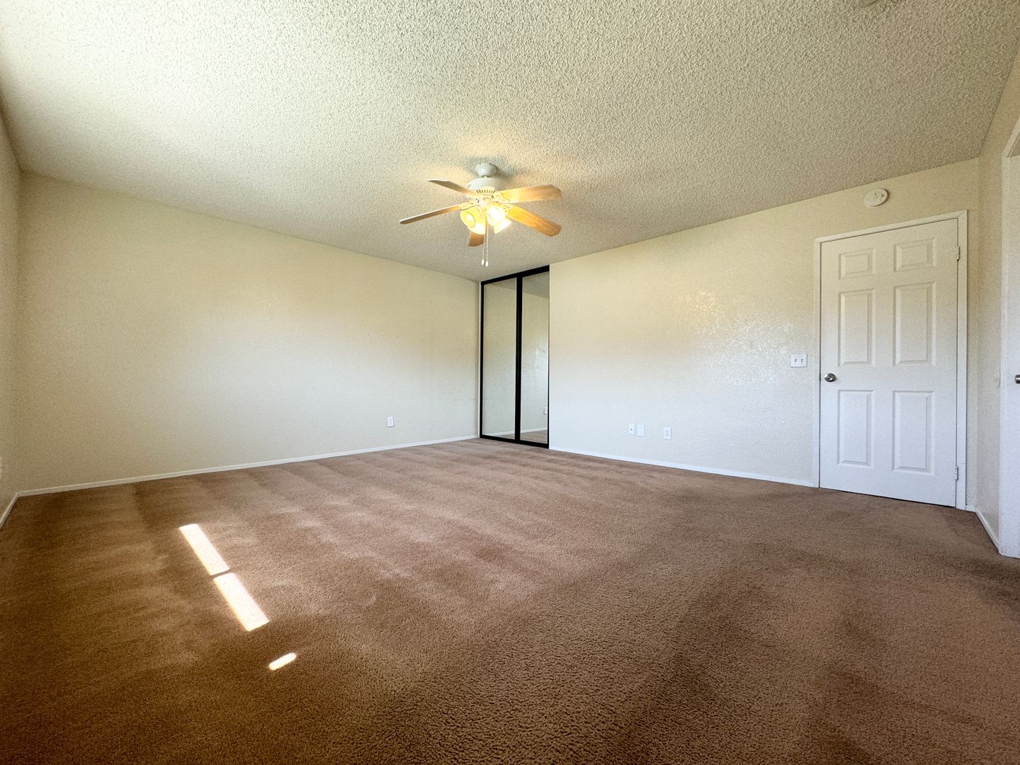 33450 Shifting Sands Trail - 04 - Cathedral City - California - 2 bed, 2 bath rental property