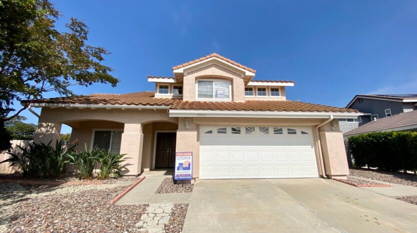 3364 Hollowtree Drive - Oceanside - California - 4 bed, 2.5 bath rental property