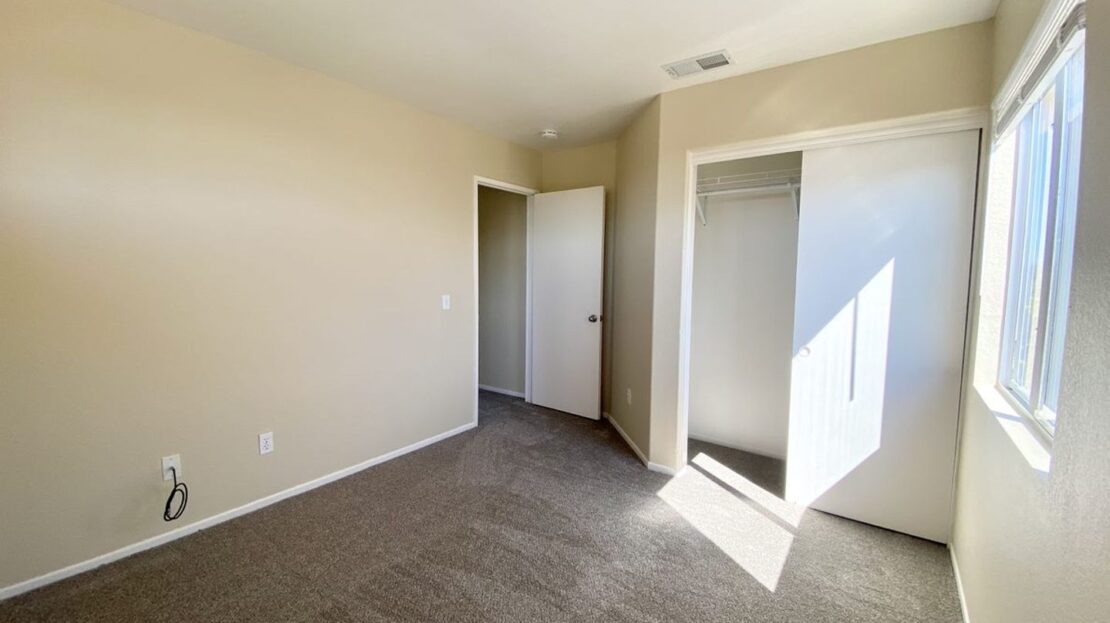 3364 Hollowtree Drive - Oceanside - California - 4 bed, 2.5 bath rental property