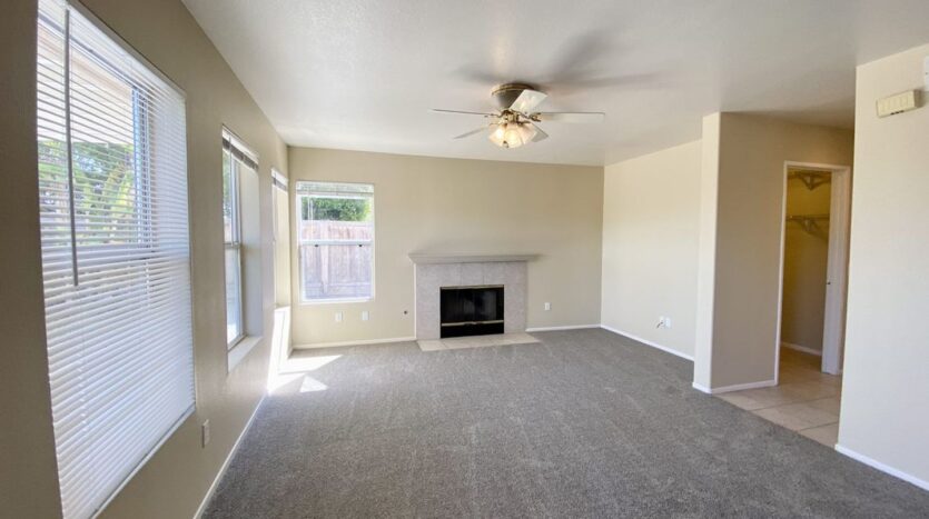 3364 Hollowtree Drive - Oceanside - California - 4 bed, 2.5 bath rental property