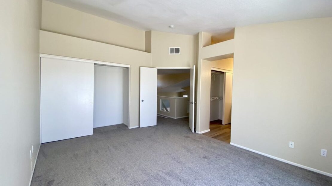 3364 Hollowtree Drive - Oceanside - California - 4 bed, 2.5 bath rental property