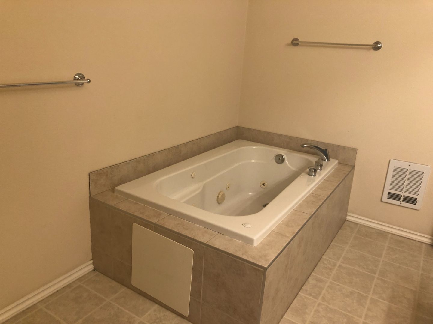 338  E BELLIS FAIR PKWY - #201 - Bellingham - Washington - 2 bed, 2 bath rental property