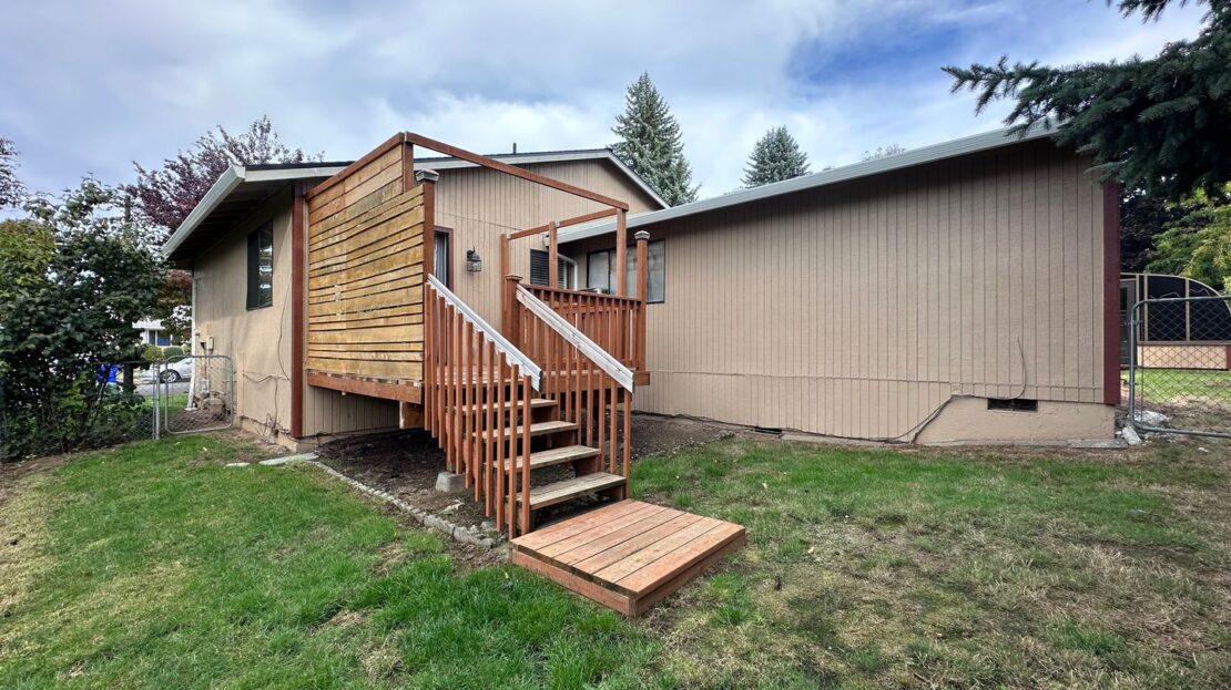 3422 SE 12th St.  - Gresham - Oregon - 2 bed, 1 bath rental property