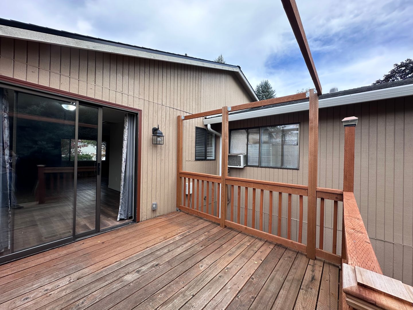 3422 SE 12th St.  - Gresham - Oregon - 2 bed, 1 bath rental property