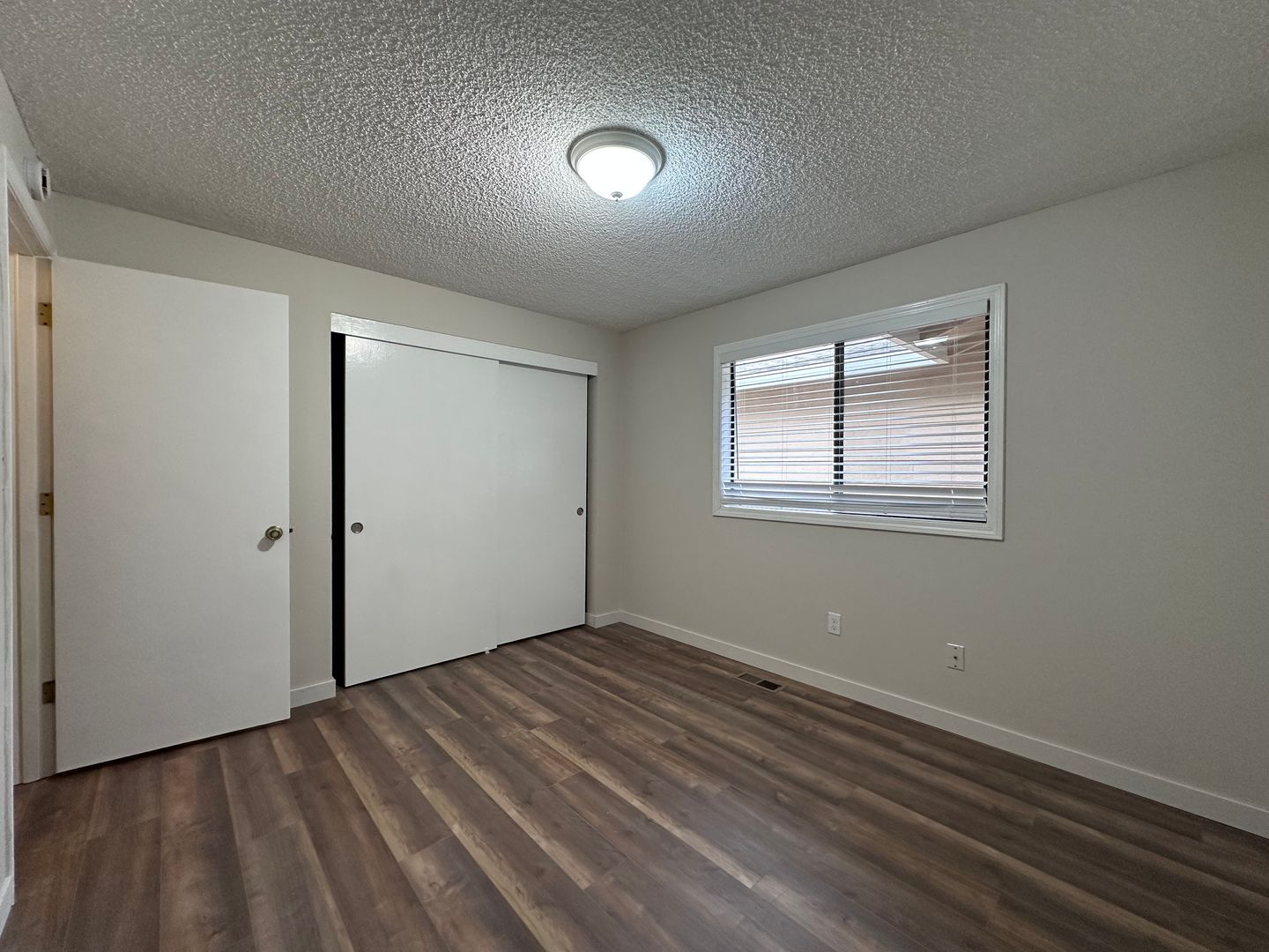 3422 SE 12th St.  - Gresham - Oregon - 2 bed, 1 bath rental property