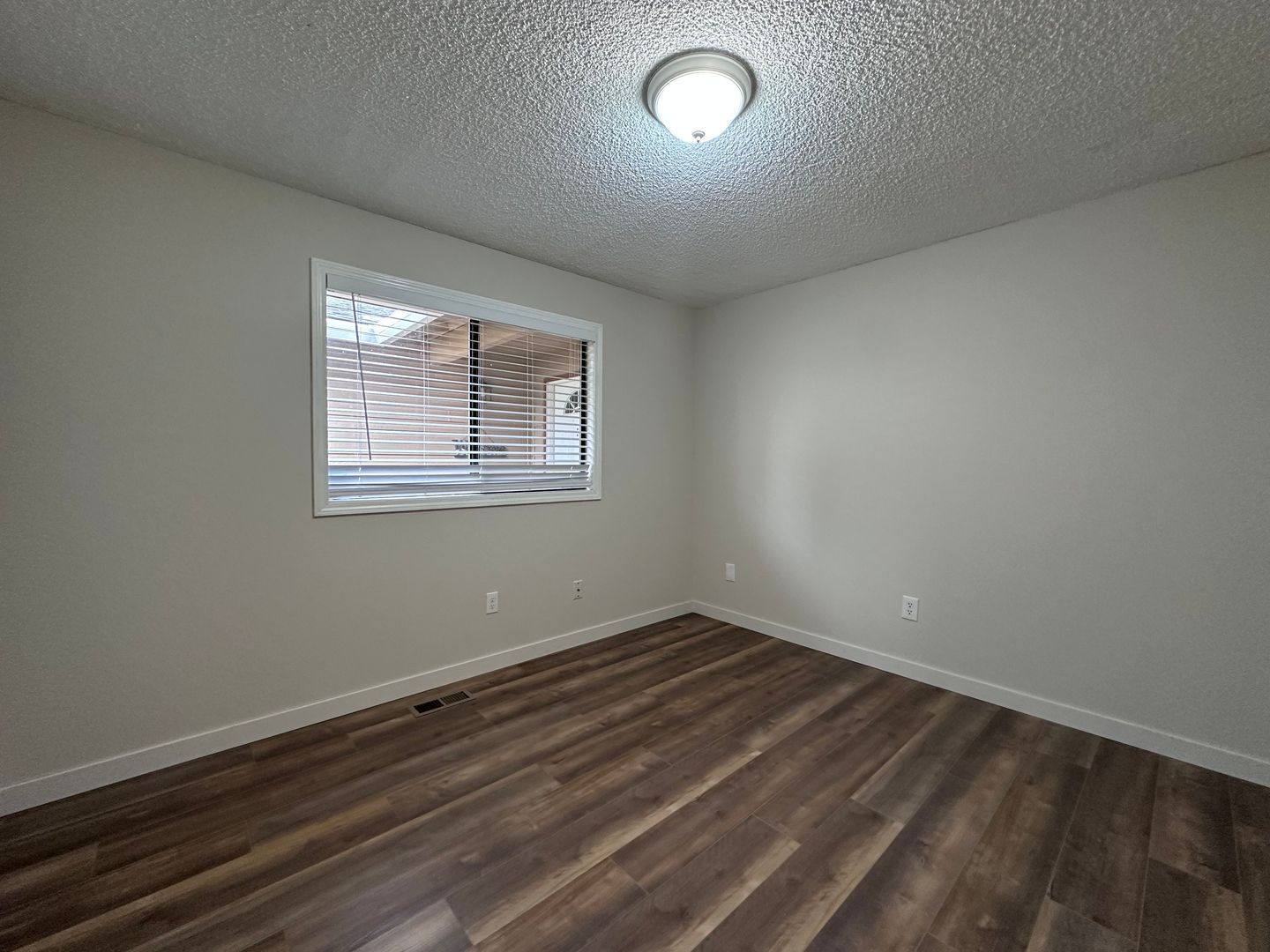 3422 SE 12th St.  - Gresham - Oregon - 2 bed, 1 bath rental property