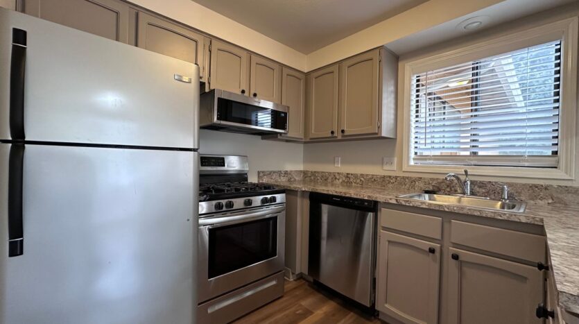 3422 SE 12th St.  - Gresham - Oregon - 2 bed, 1 bath rental property