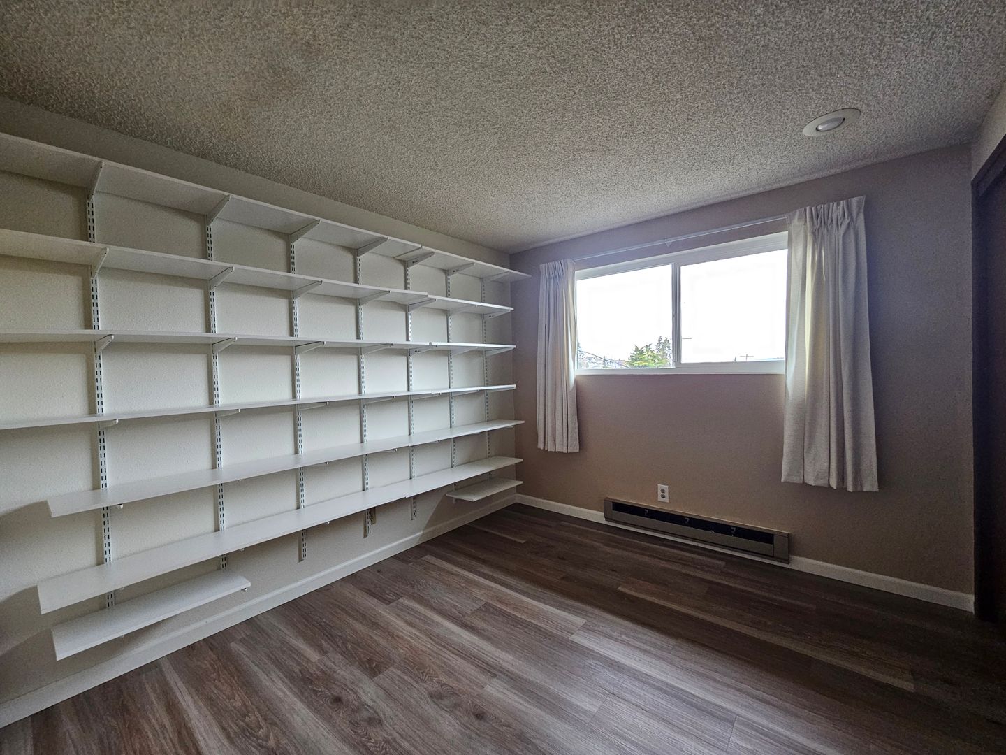 3432 Hoyt Ave - Everett - Washington - 2 bed, 1 bath rental property