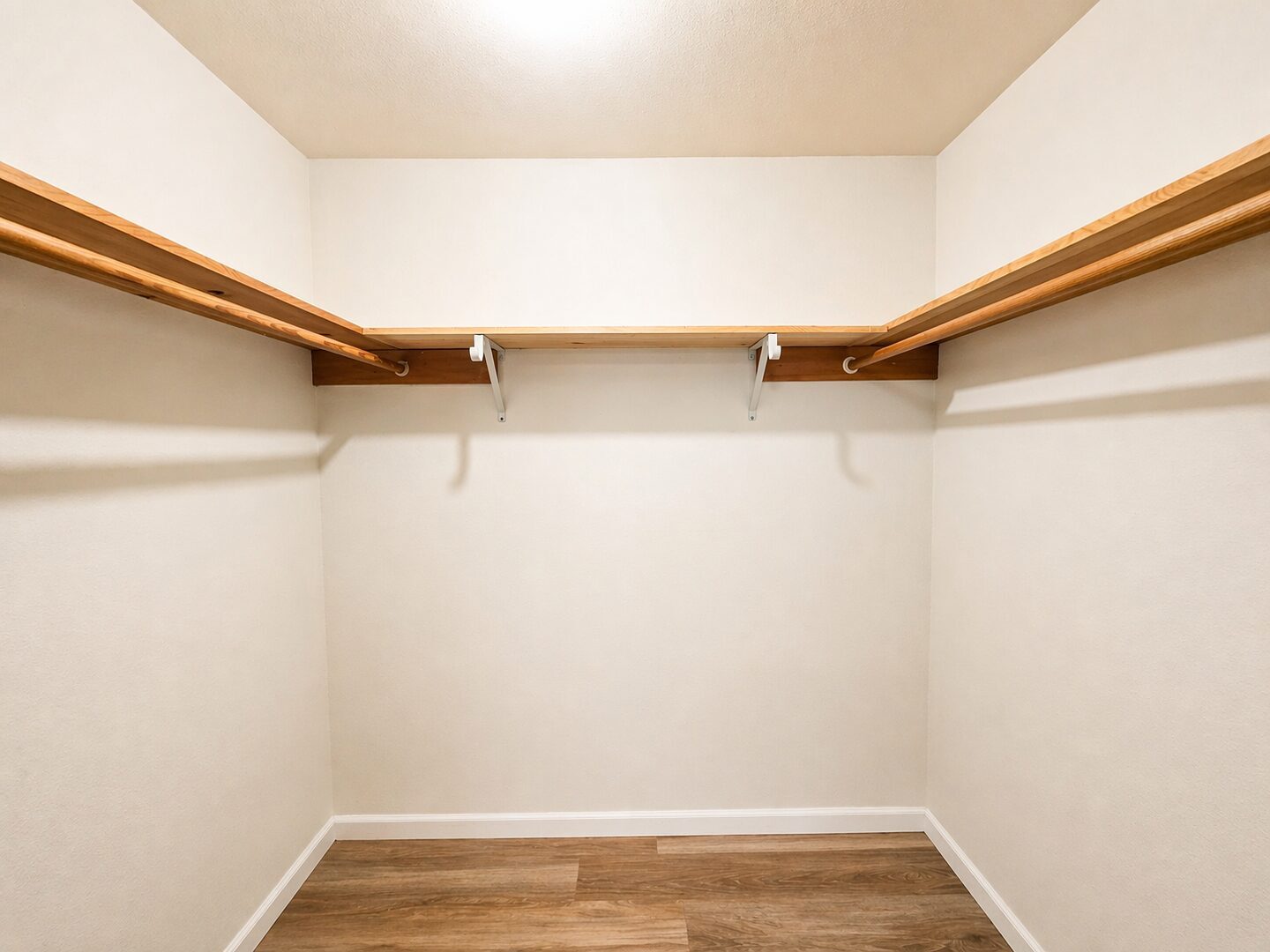 3432 Hoyt Ave Unit 6 - Everett - Washington - 2 bed, 1 bath rental property