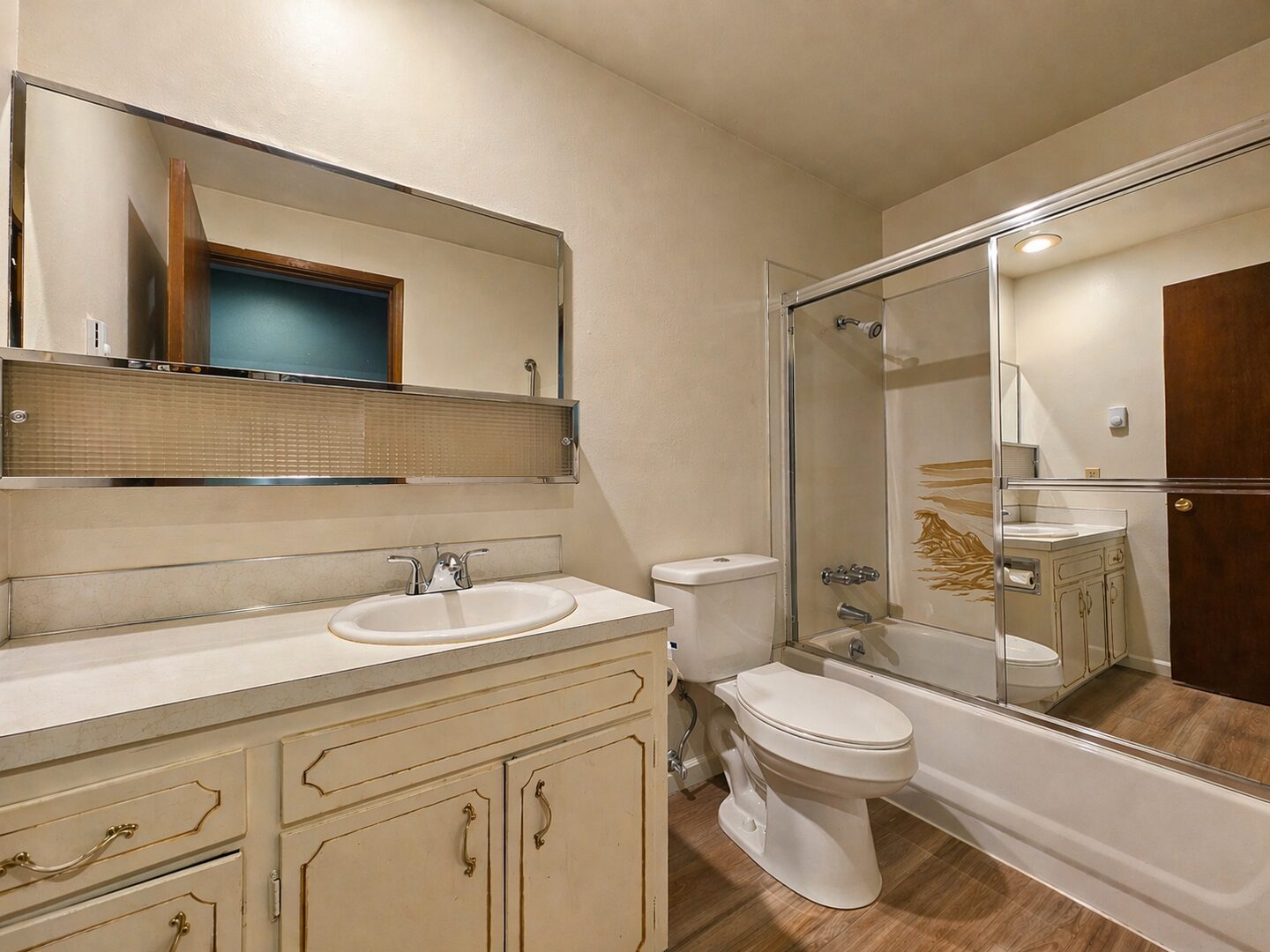 3432 Hoyt Ave Unit 6 - Everett - Washington - 2 bed, 1 bath rental property